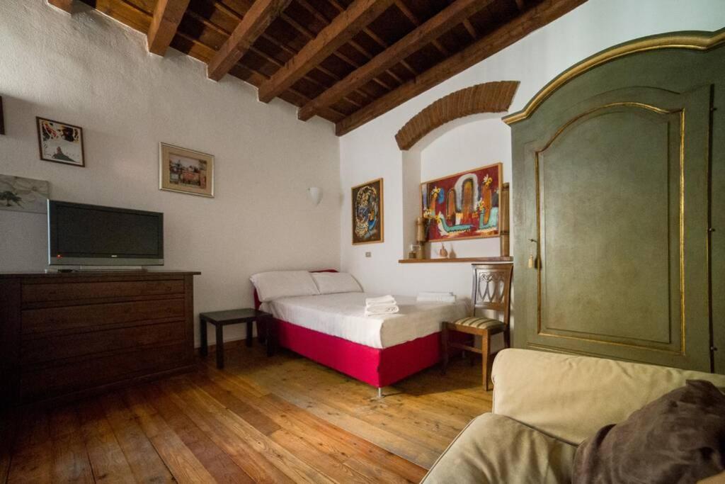 Hbhall Navigli 2 Apartment Милано Екстериор снимка