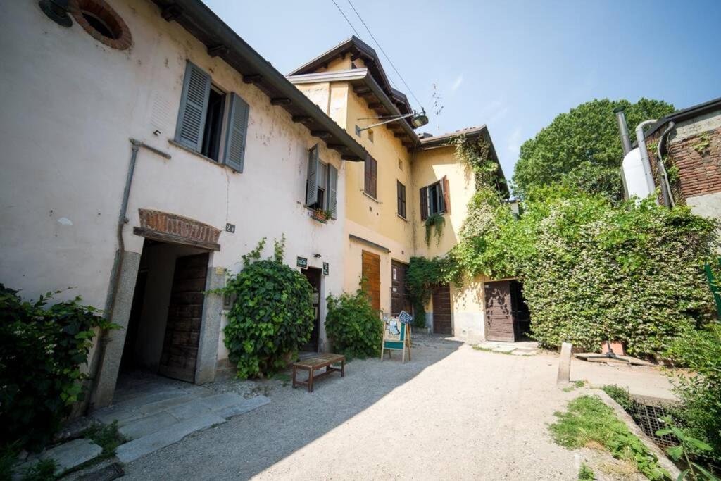 Hbhall Navigli 2 Apartment Милано Екстериор снимка