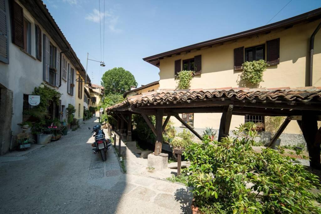 Hbhall Navigli 2 Apartment Милано Екстериор снимка